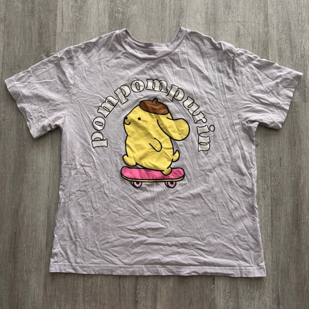 Sanrio Pompompurin Skateboard Graphic T-Shirt Lavender Purple Large Hybrid